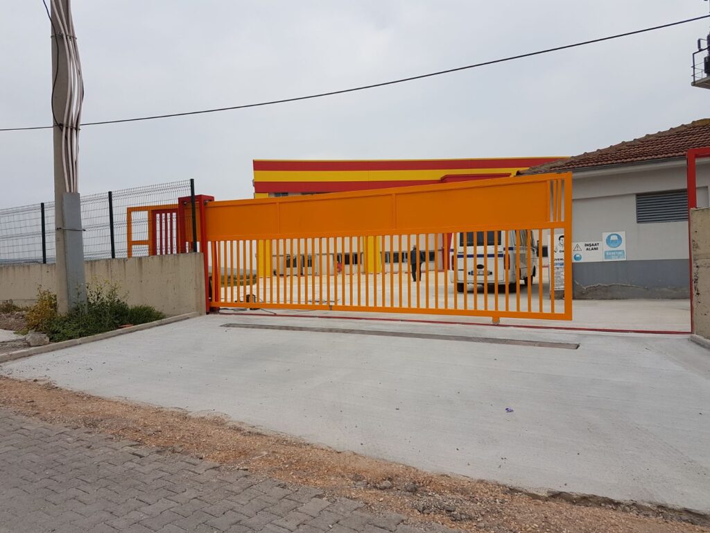 endüstriyel kapı