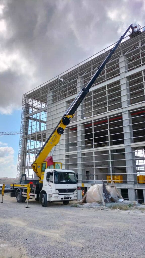 Yikilmaz Endustriyel Ansan Metal Cephe Celik 7